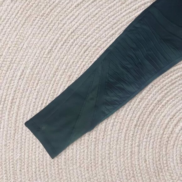 Aerie- Chill Play Move High Waisted Moto Ribbed Mesh Ankle Legging - Picture 9 of 10